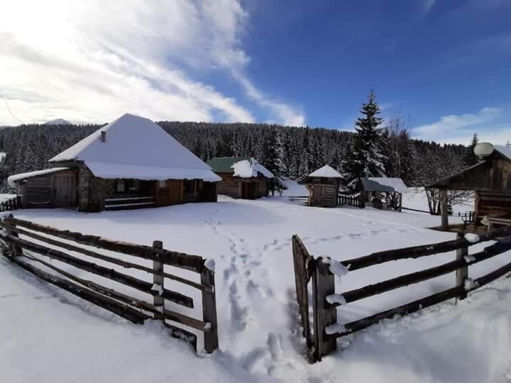 Isov Ranch Villa Plav Exteriör bild